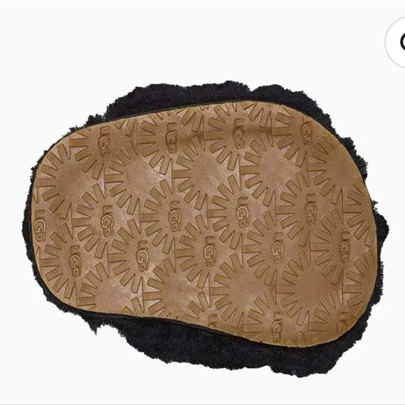 Ugg Fluff Yeah Infant Slides- Black - Picture 2 of 8